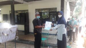 Penyerahan Akta Kematian Atas Nama Samirah Harno Wijoyo