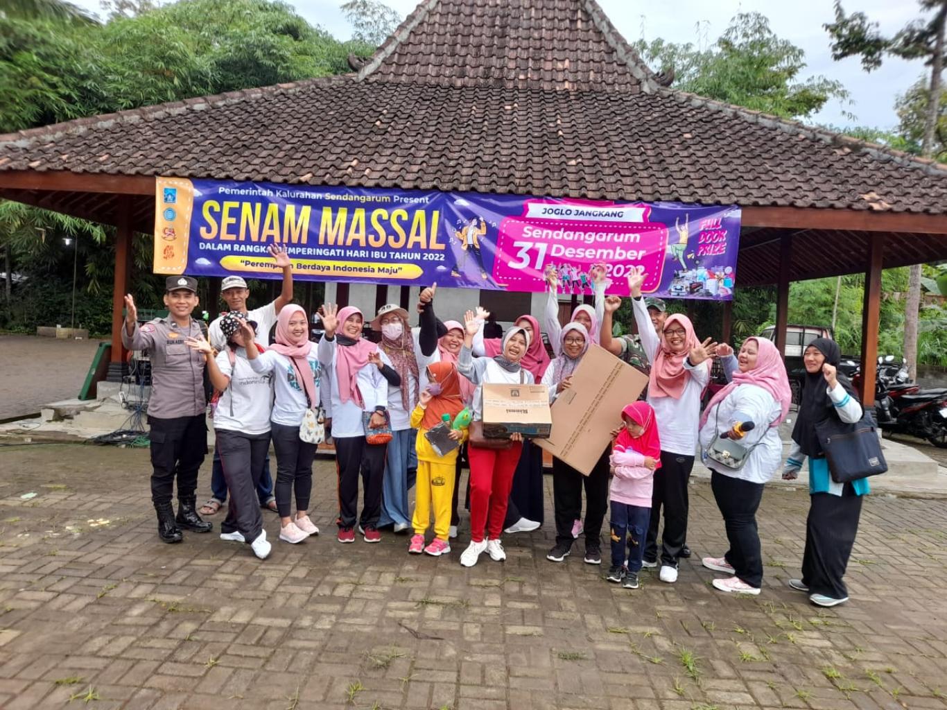 Senam Massal Hari Ibu Berlangsung Meriah