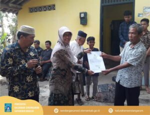 Penyerahan Akta Kematian Atas Nama Ibu Hadi Suwarno