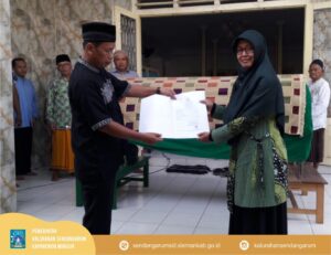 Penyerahan Akta Kematian Atas Nama Bapak Supardi, S.Pd